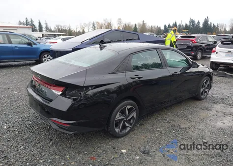 2023 Hyundai Elantra Sel z USA, uszkodzony, nr VIN KMHLS4AG6PU621011